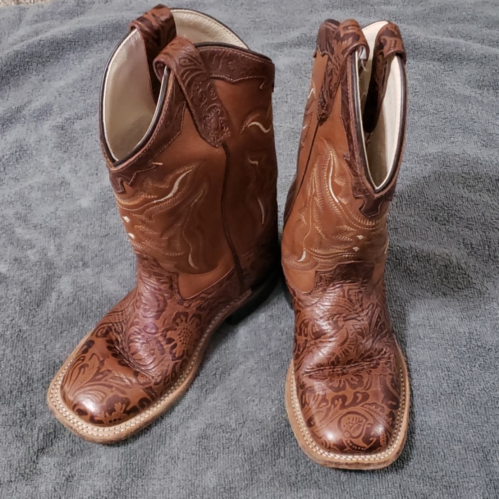 Old West boots